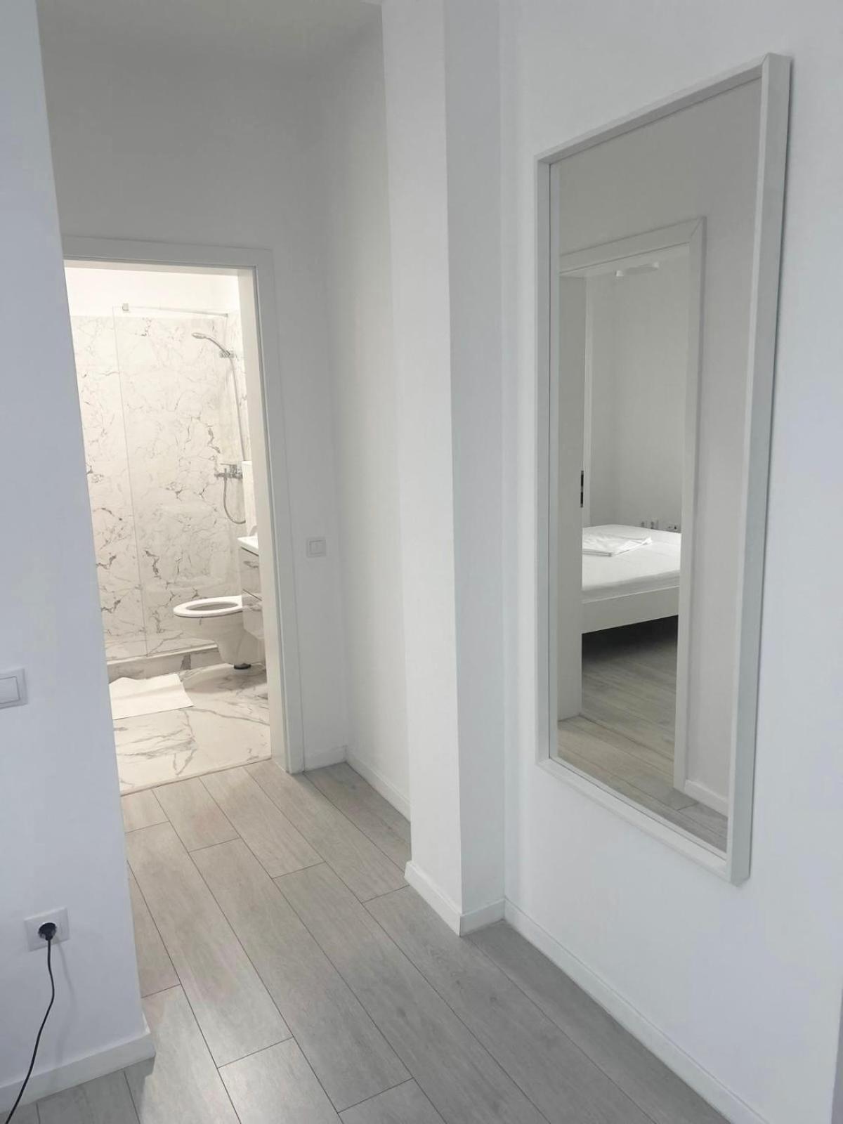 Residence Toscana#9 New Otopeni Exteriör bild